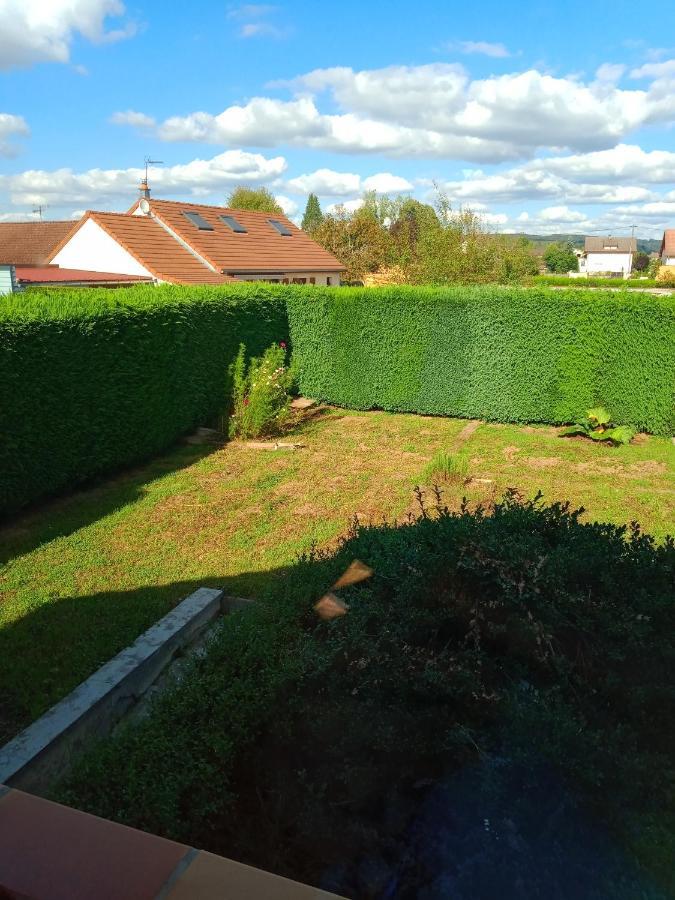 Chez Mimi 1,7 Kilometres De Luxeuil Les Bains Lägenhet Froideconche Exteriör bild