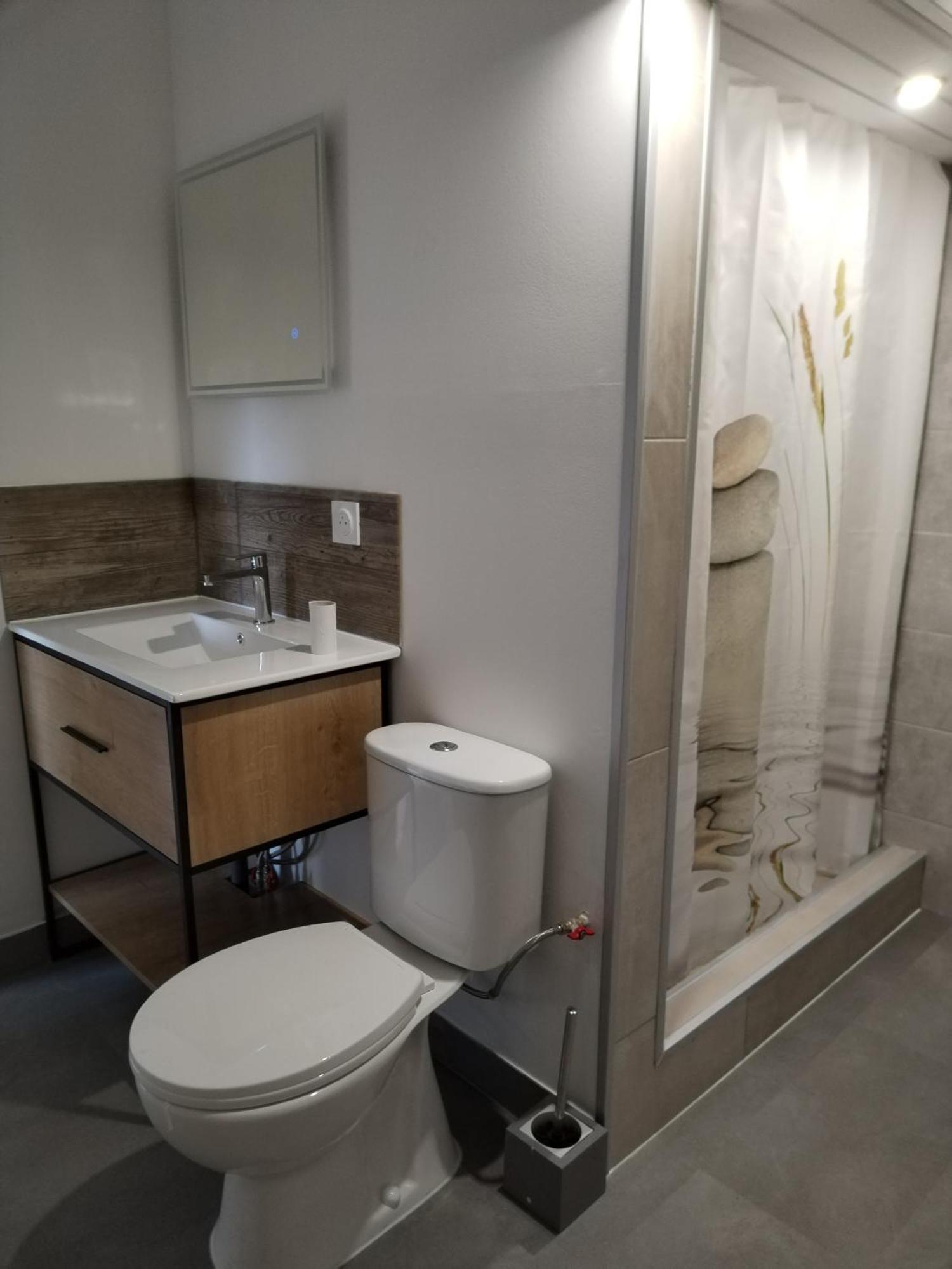 Chez Mimi 1,7 Kilometres De Luxeuil Les Bains Lägenhet Froideconche Exteriör bild
